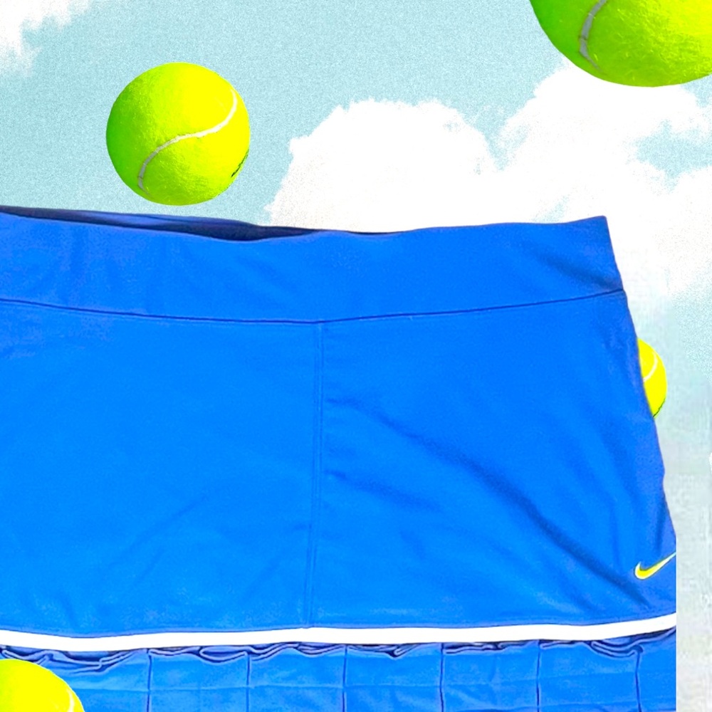 NIKE FITDRY WOMENS TENNIS SKIRT/SHORTS Size L